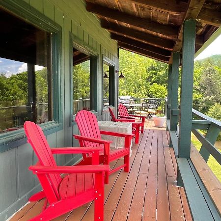 Longview Lodgeディラード エクステリア 写真